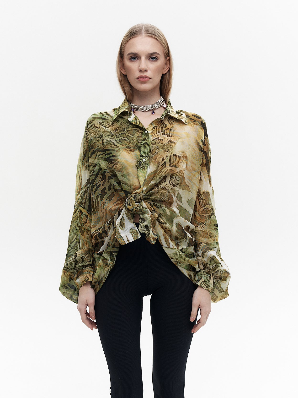 Windy snake blouse